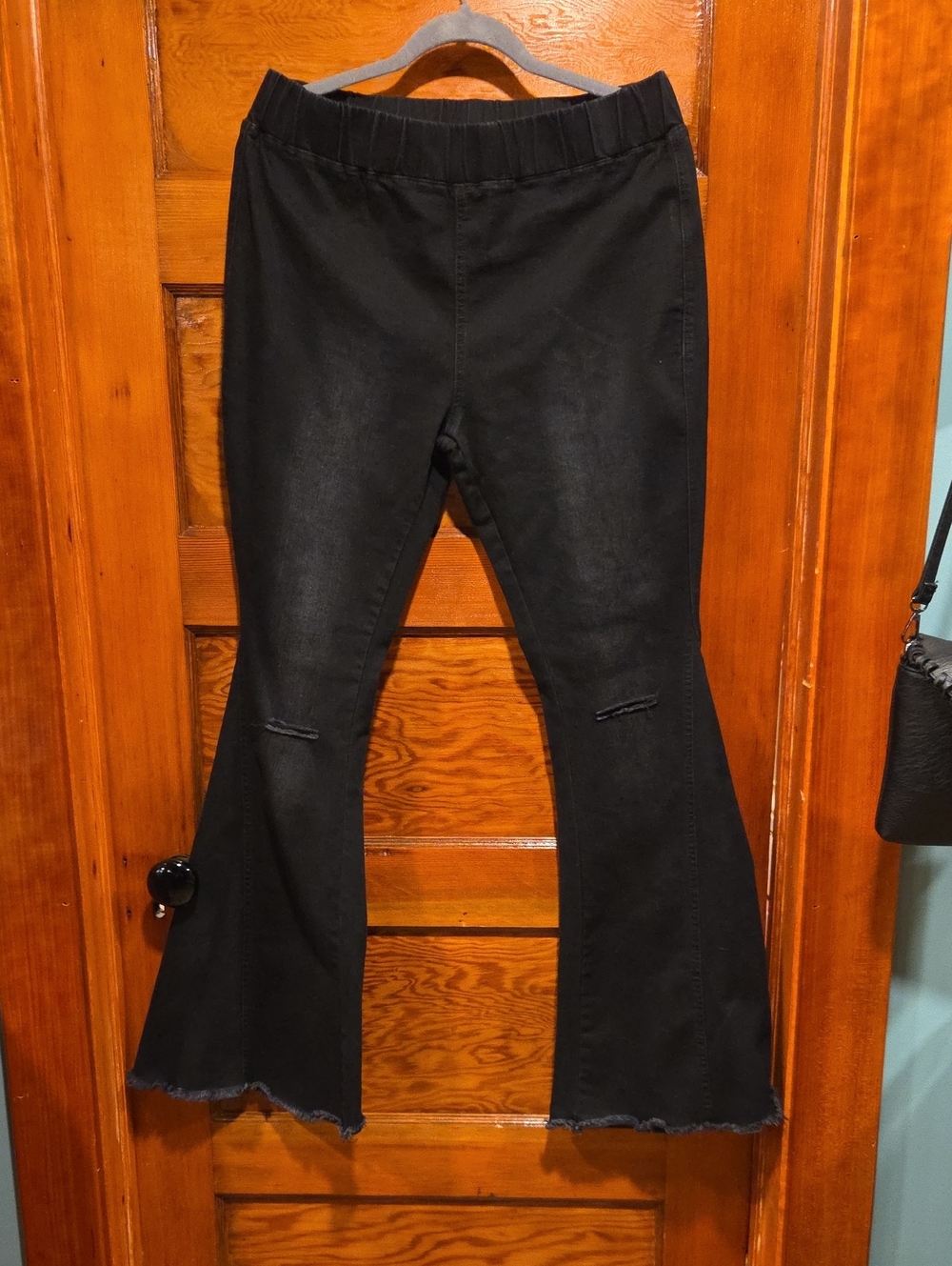 Womens Black Flare/ Bell Bottom Jean - Elastic Waist Size Xl